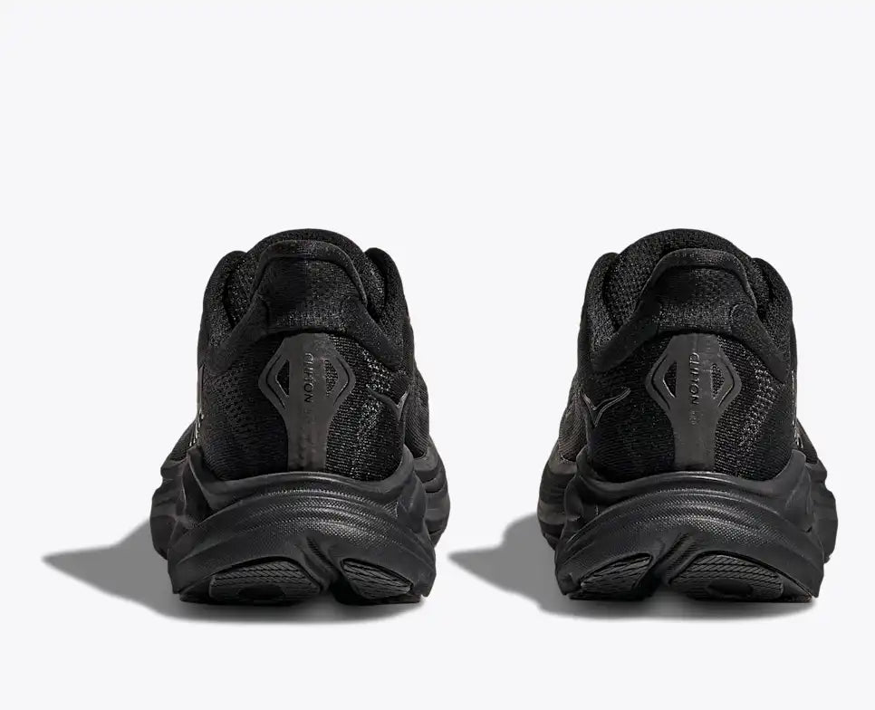 HOKA Men's Clifton 10 - BLACK / BLACK (Extra Wide)